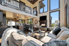 Altitude Adjustment- Panoramic Views, Sleeps 12 Lead